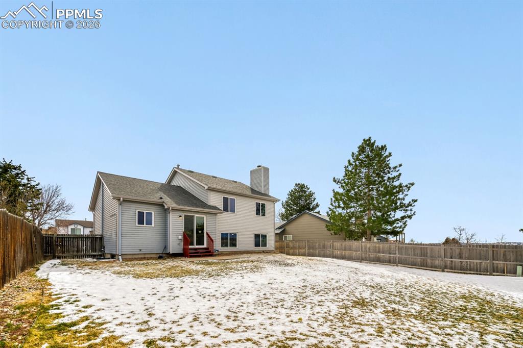 Image 26 of 26: Back of Structure