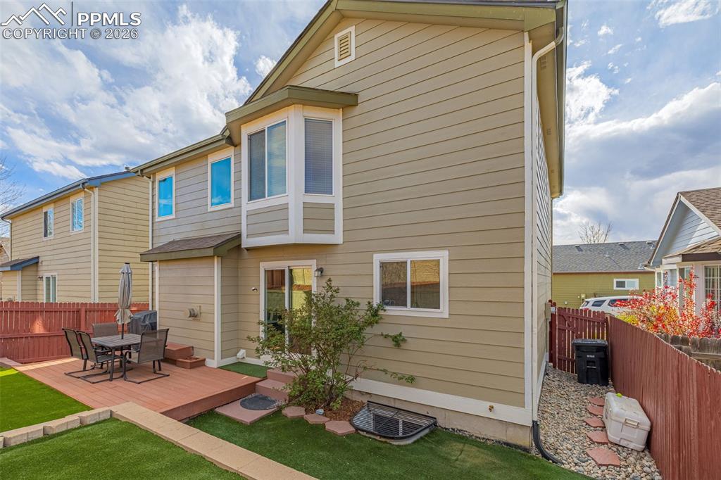 Image 34 of 44: Back of Structure