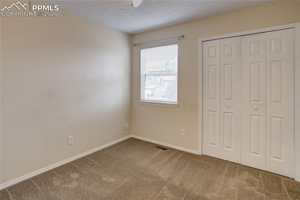 Image 17 of 28: Bedroom