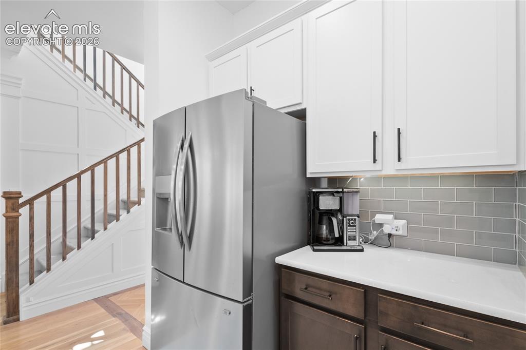 Image 15 of 45: Kitchen