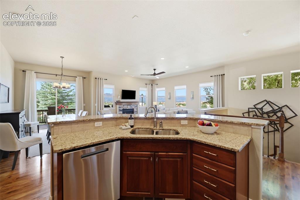 Image 13 of 48: Main level is open and inviting!