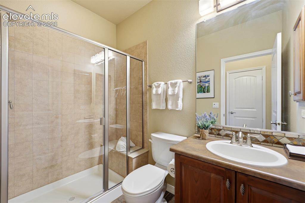 Image 25 of 48: A large 3/4 bath on the main floor!
