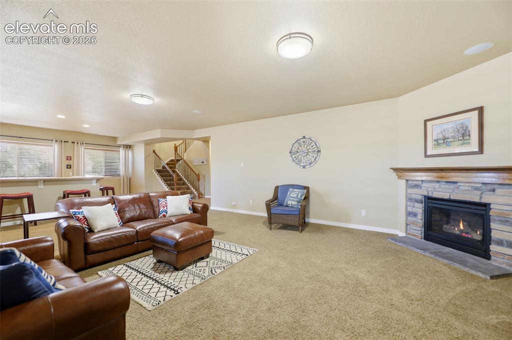 Image 29 of 48: Enjoy the 2nd gas fireplace in the family room! 