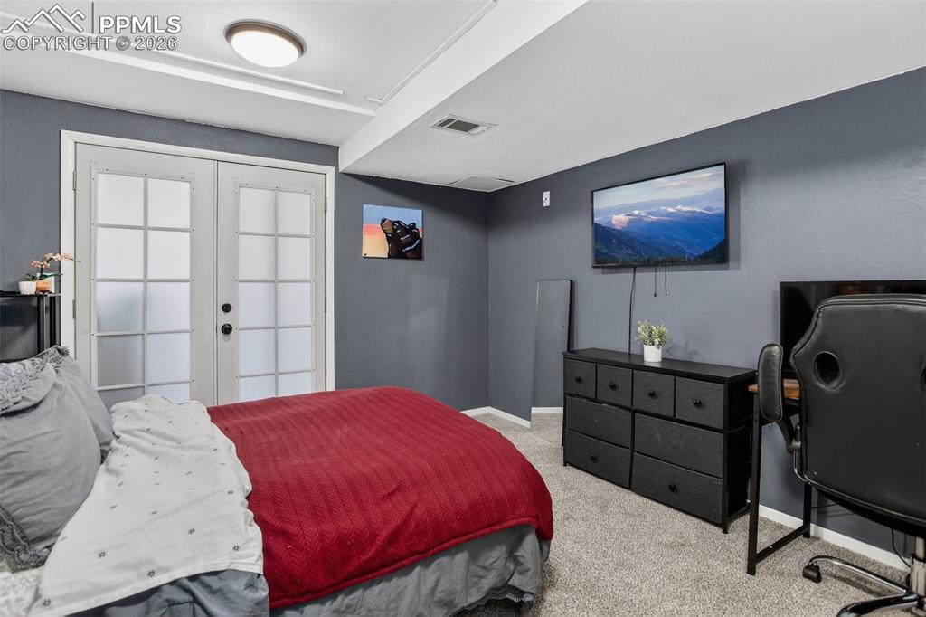 Image 20 of 32: No Description Available