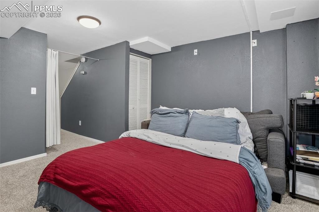 Image 22 of 32: No Description Available