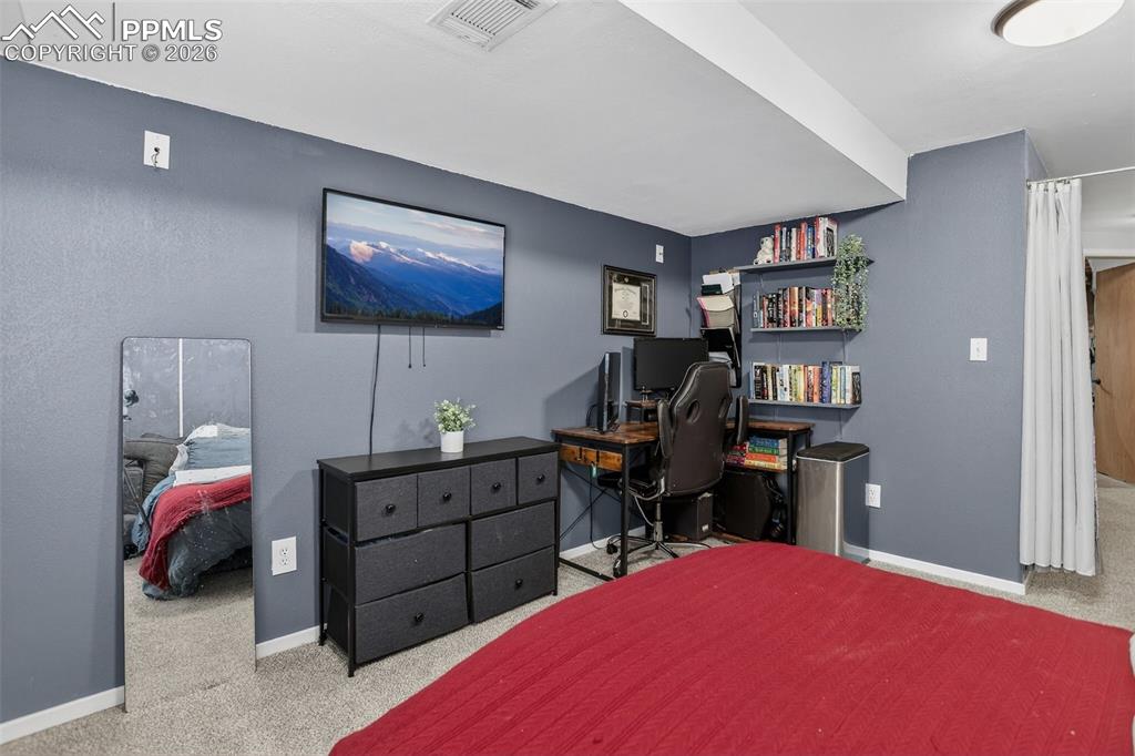 Image 23 of 32: No Description Available