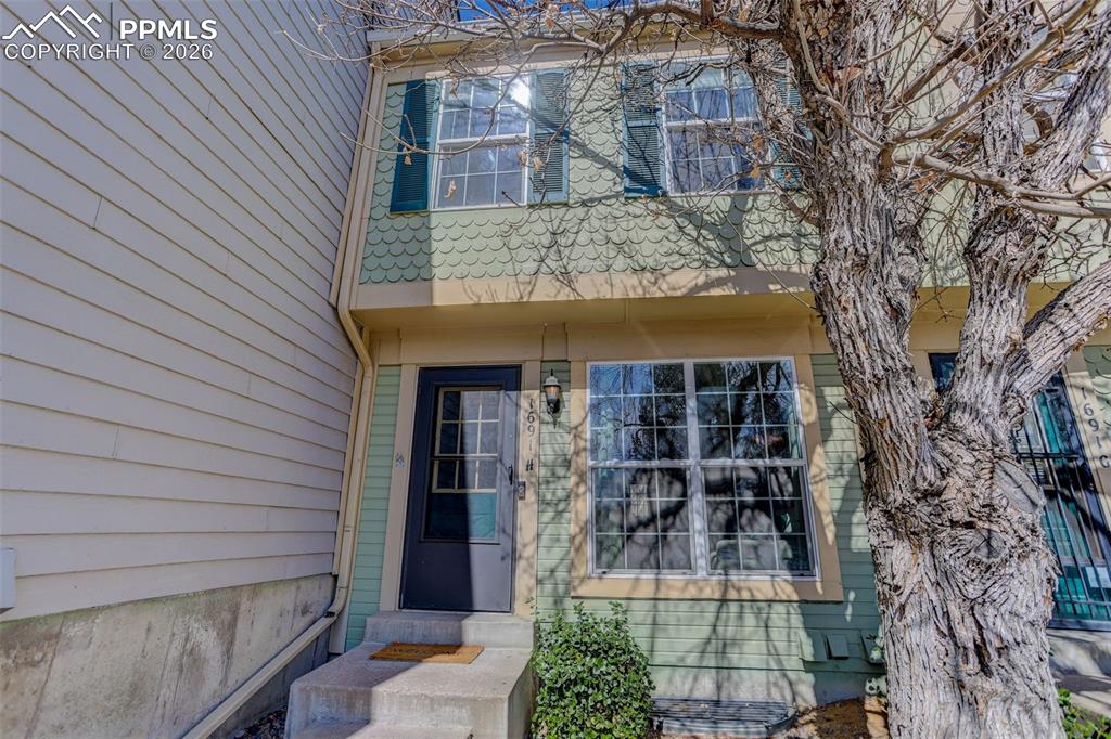 Image 3 of 32: No Description Available