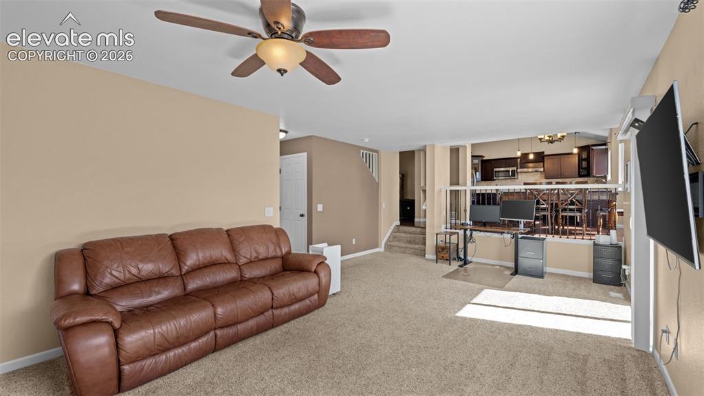 Image 17 of 41: Living Room