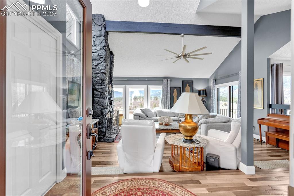 Image 7 of 45: Living Room