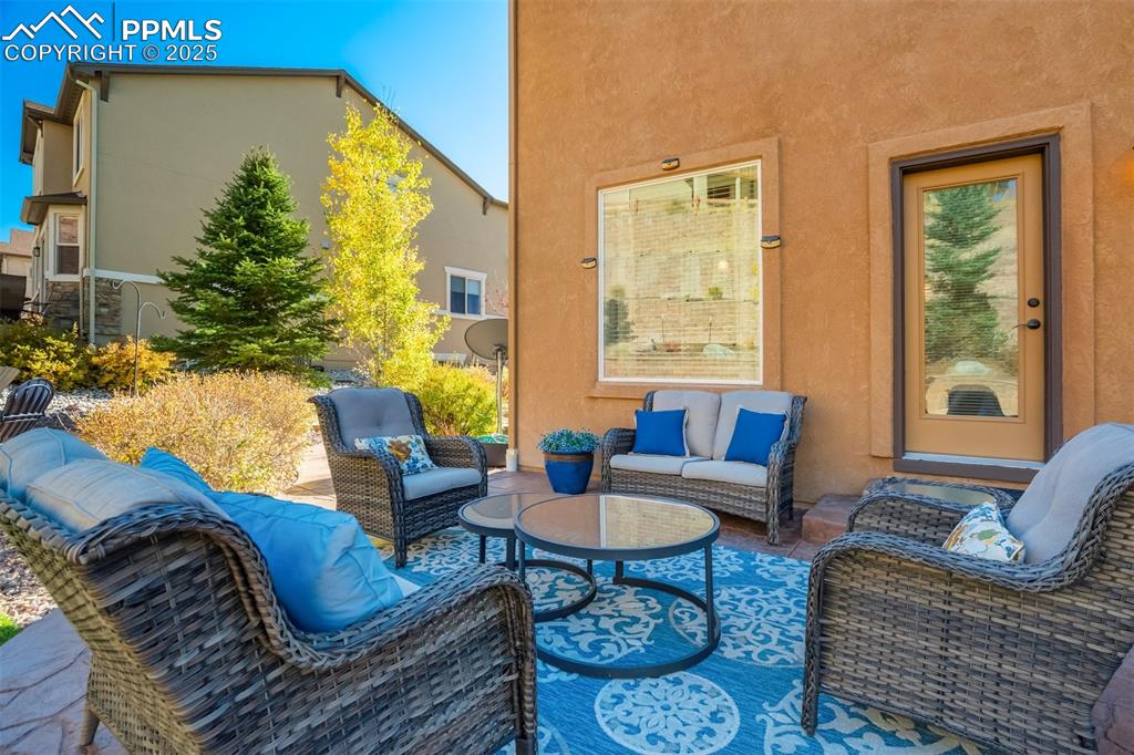 Image 35 of 40: Patio