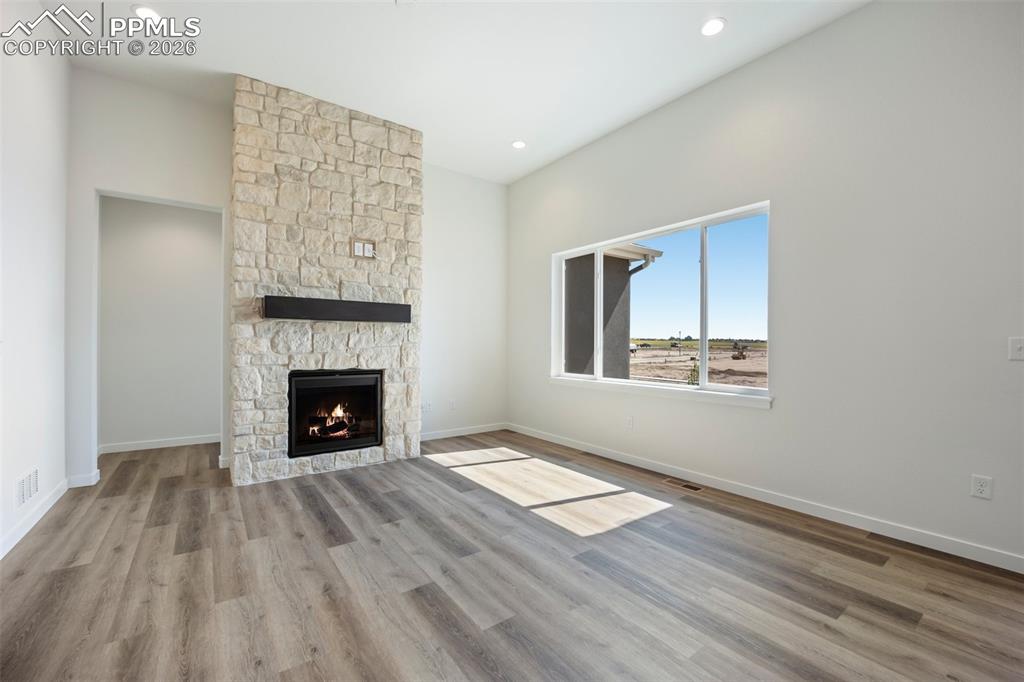 Image 10 of 37: Living Room