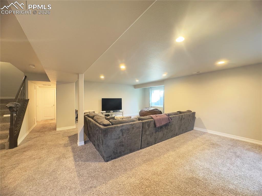 Image 13 of 20: Living Room