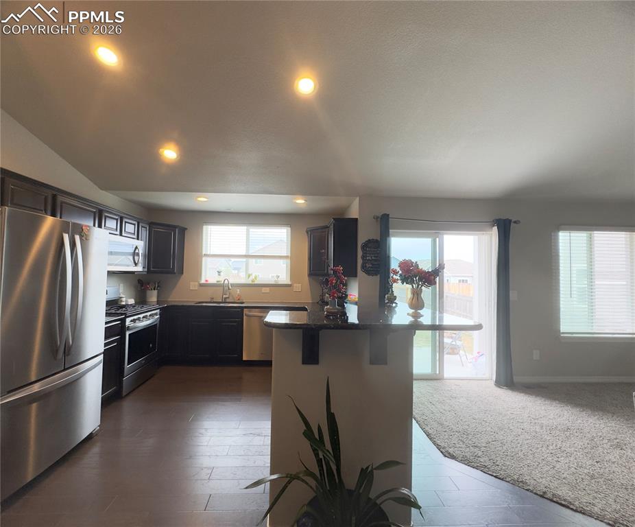 Image 3 of 20: Kitchen