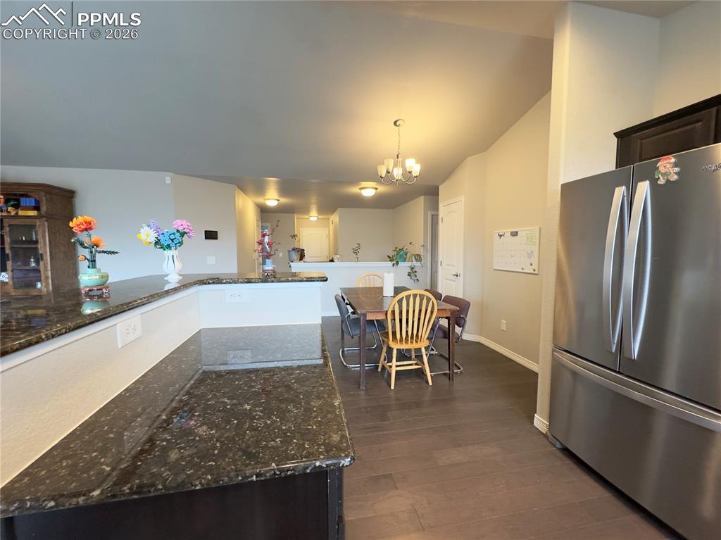 Image 5 of 20: Kitchen