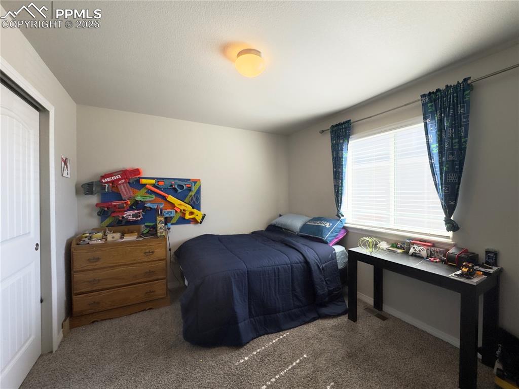 Image 6 of 20: Bedroom