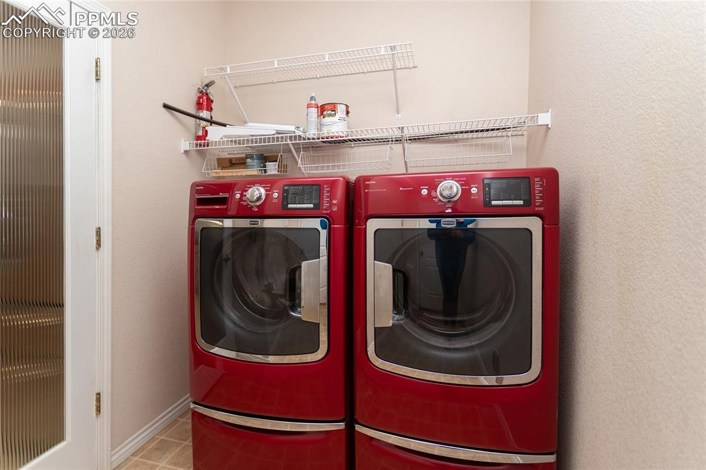 Image 14 of 45: Laundry