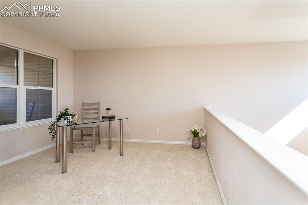 Image 26 of 45: Loft