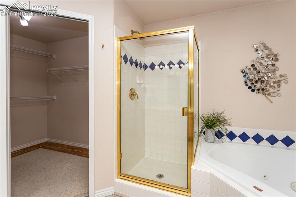 Image 31 of 45: Master Bathroom