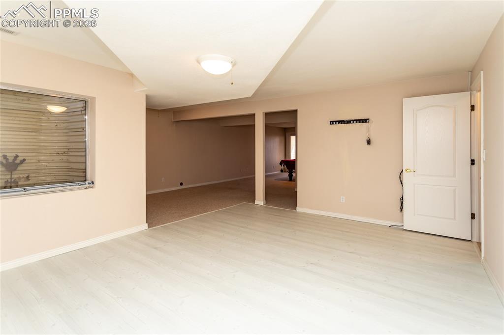 Image 33 of 45: Family Room