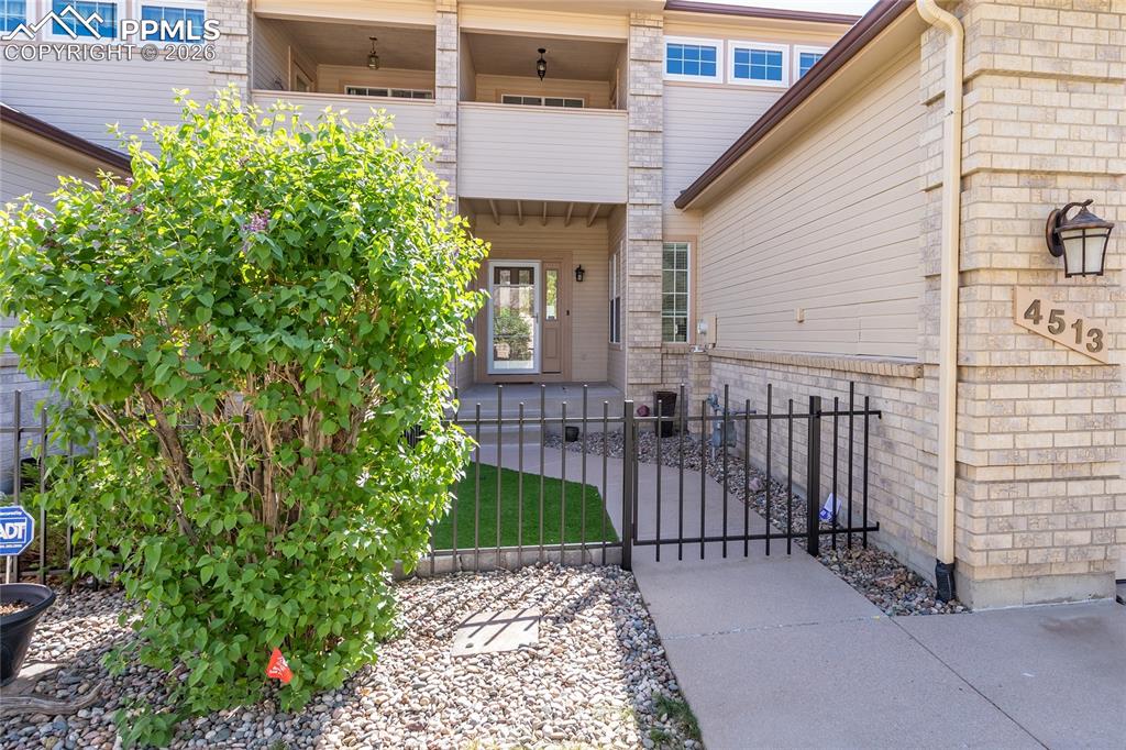 Image 5 of 45: Front of Structure