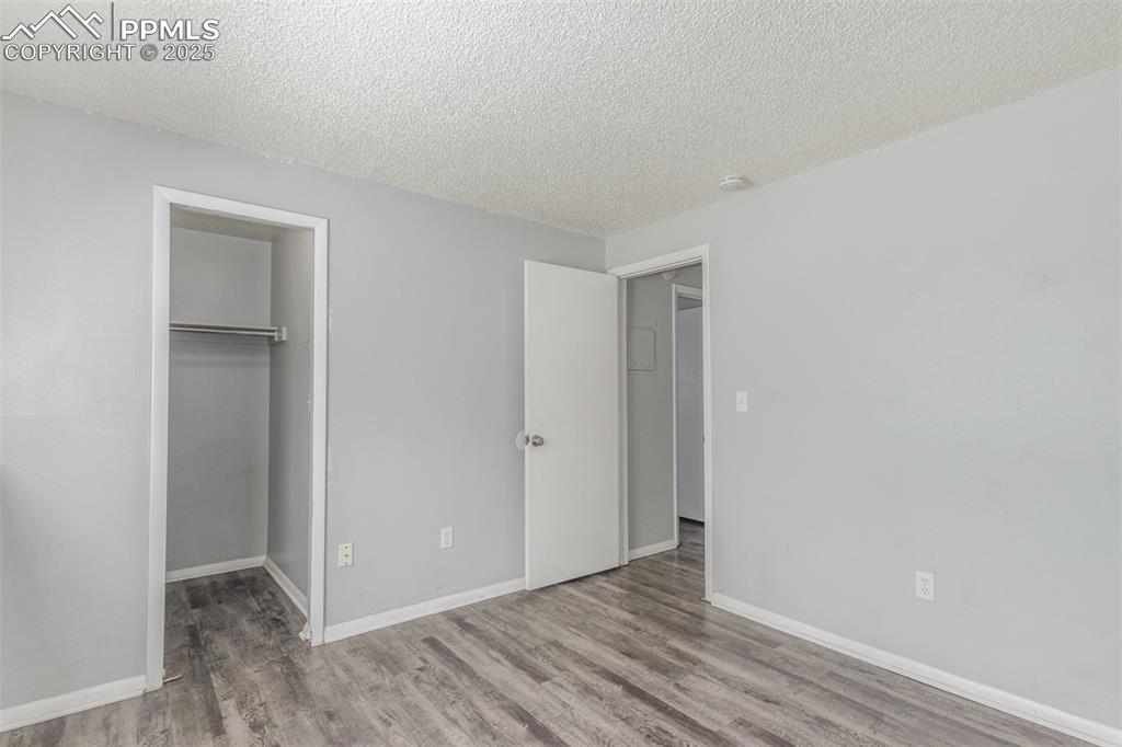 Image 19 of 39: Bedroom