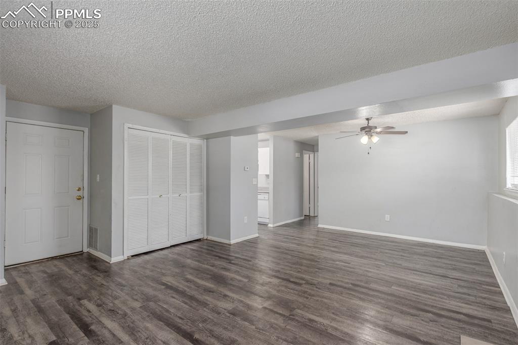 Image 9 of 39: Living Room