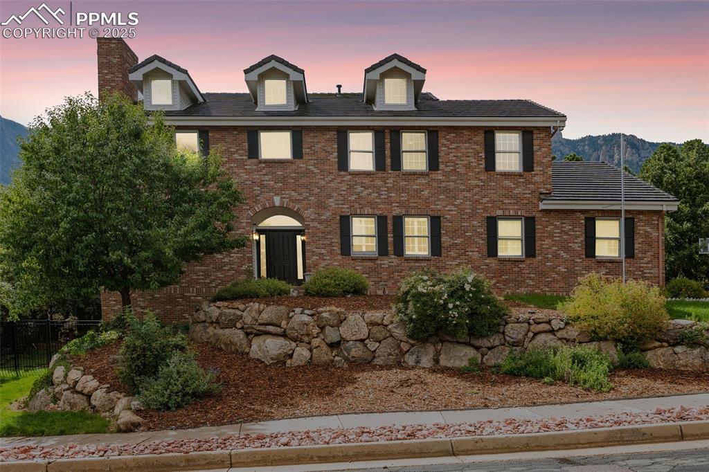 Image 4 of 49: Front of Structure