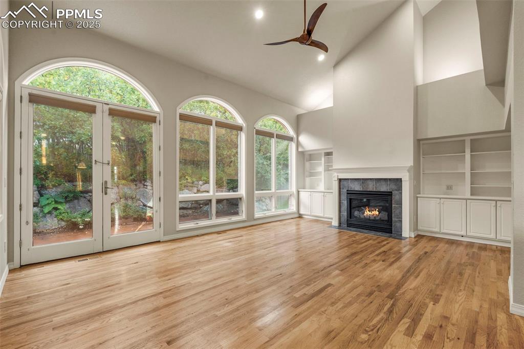 Image 9 of 49: Living Room