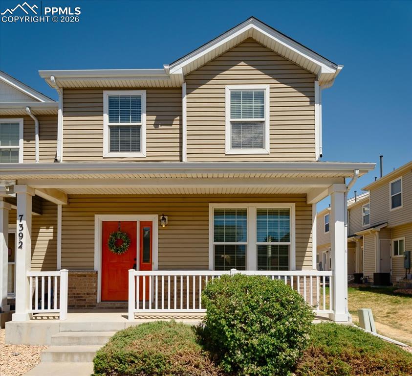 Image 1 of 18: Entry