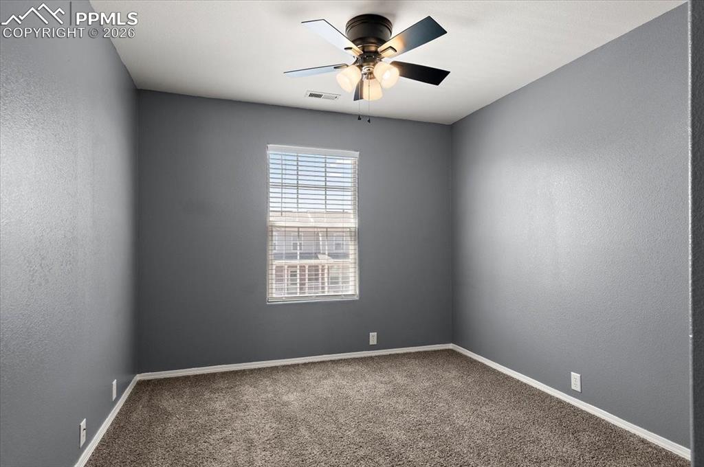 Image 11 of 18: Bedroom 3