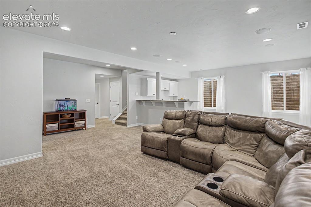 Image 13 of 21: Family Room