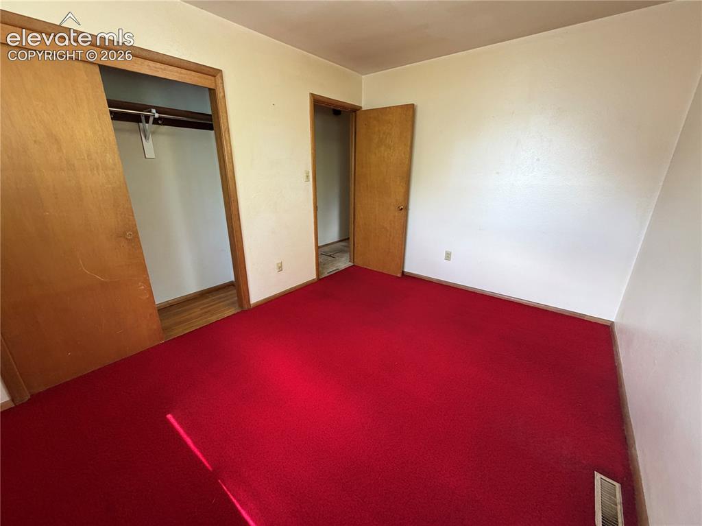 Image 13 of 29: Bedroom