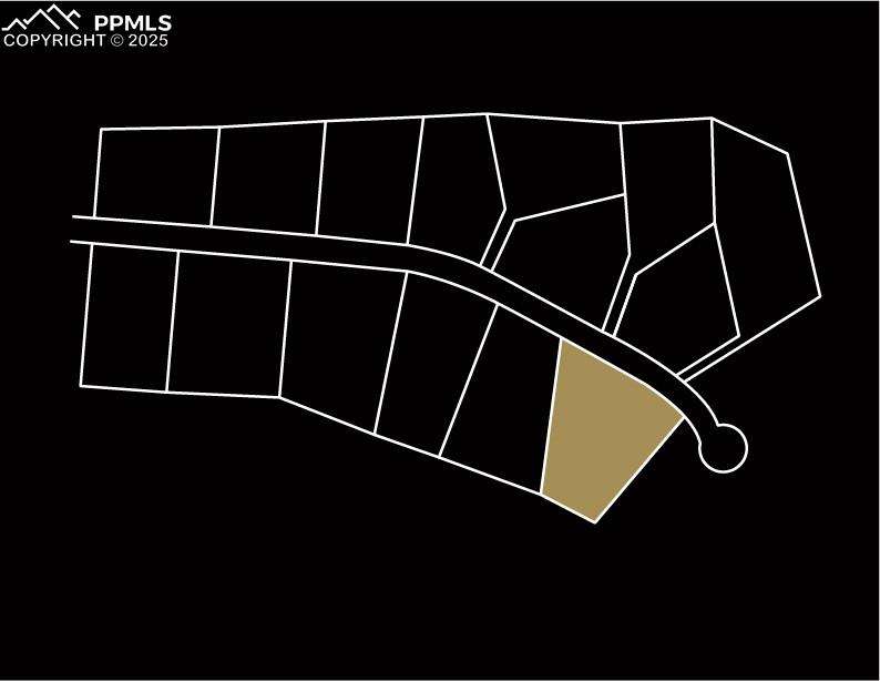 Image 4 of 13: LOT 10