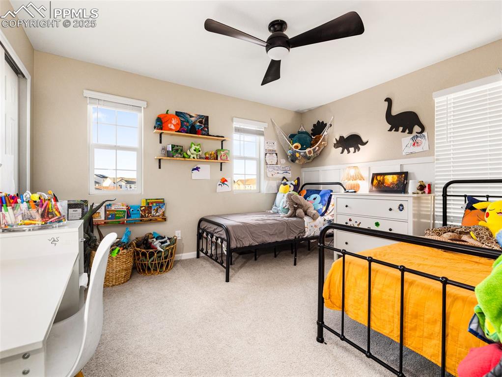 Image 16 of 30: Bedroom