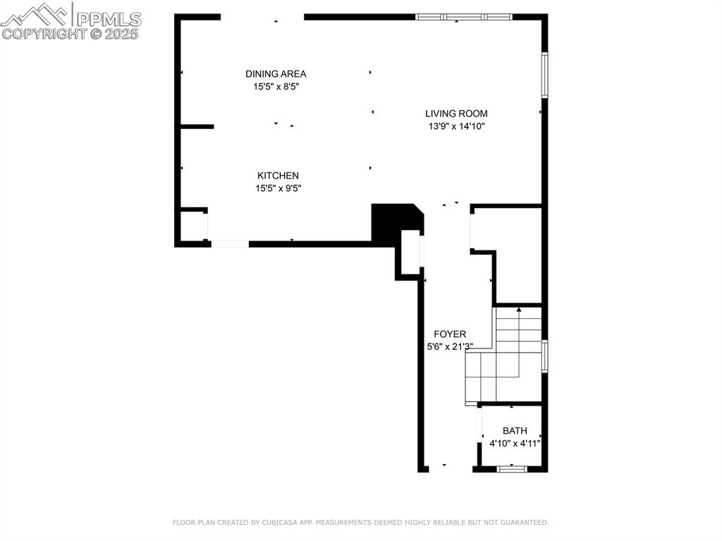 Image 48 of 50: View of room layout