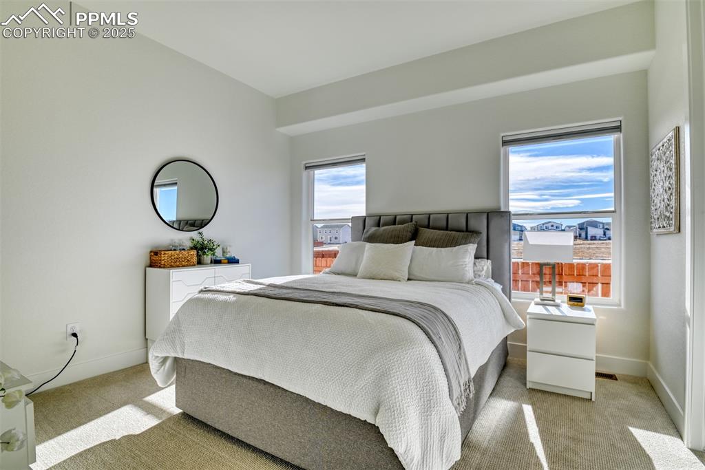 Image 23 of 49: Bedroom