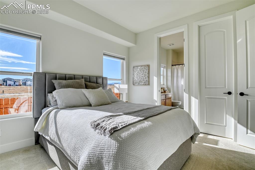 Image 24 of 49: Bedroom