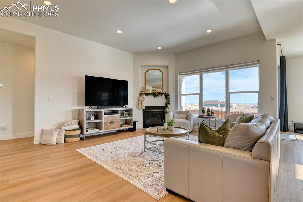 Image 7 of 49: Living Room