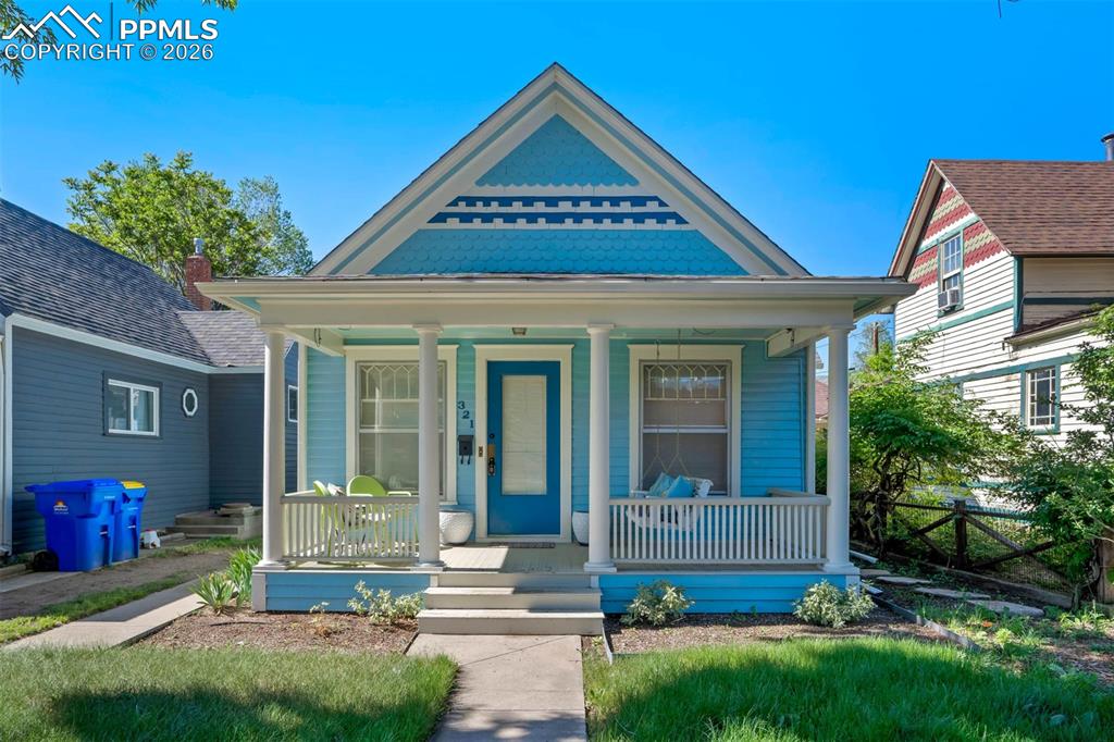 Image 30 of 39: Front of Structure