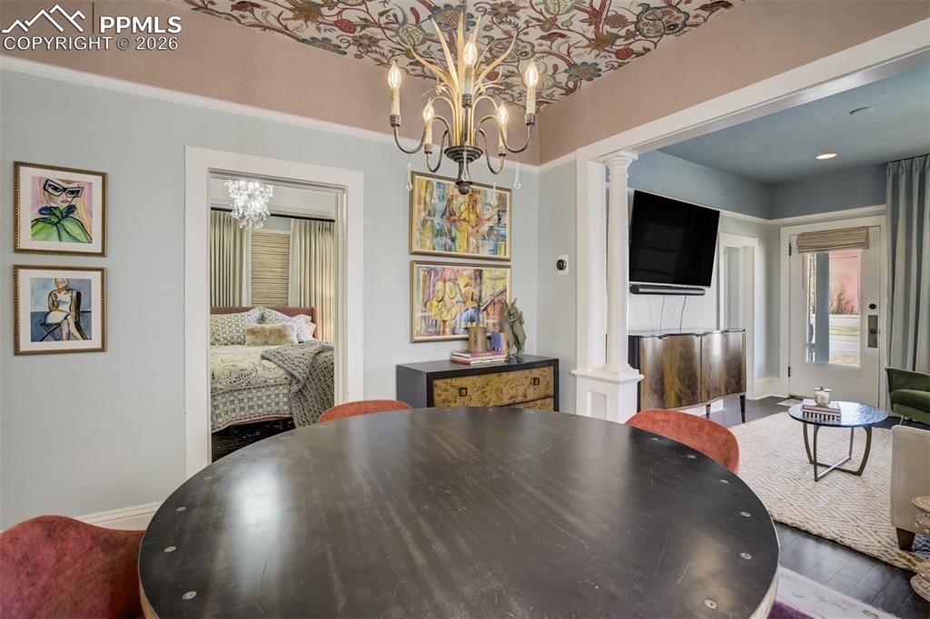 Image 8 of 39: Dining Area