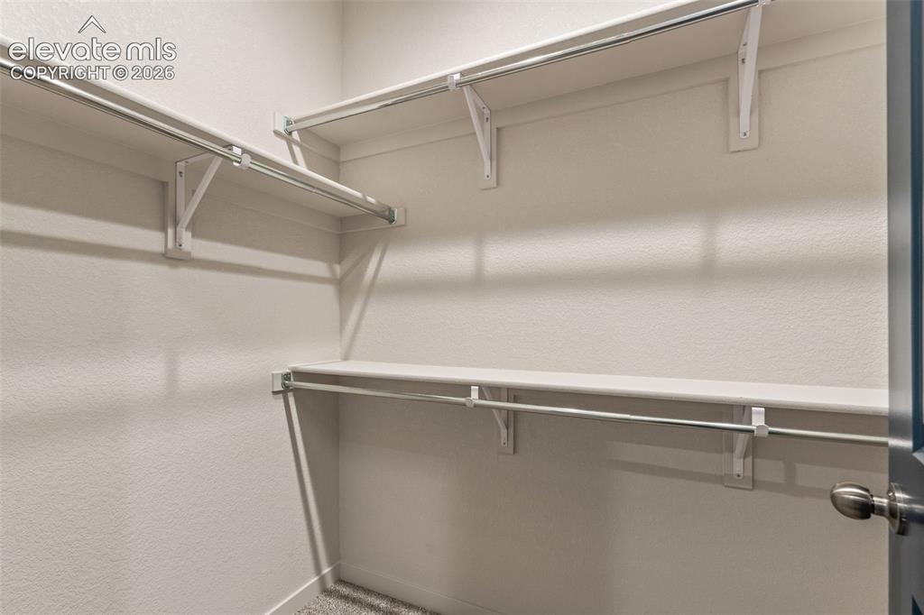 Image 20 of 47: Closet