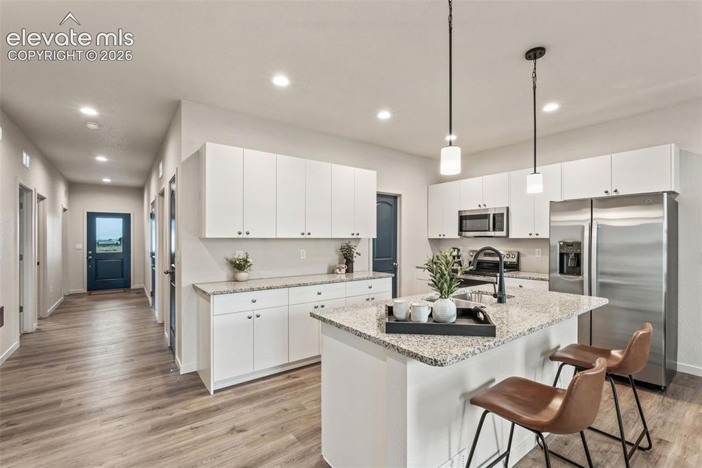 Image 8 of 47: Kitchen