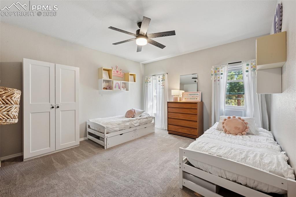 Image 16 of 47: Bedroom