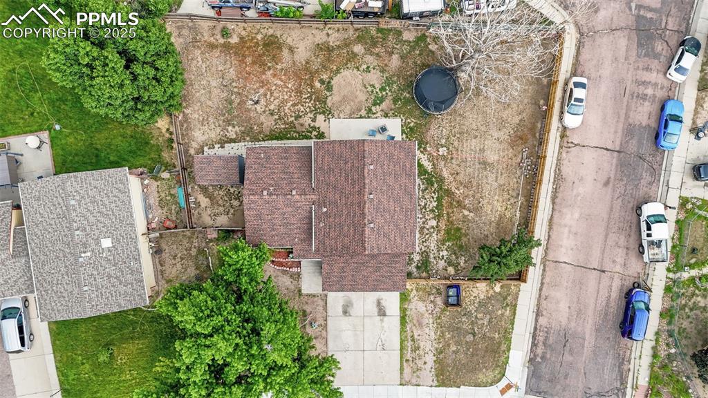 Image 31 of 34: Drone / aerial view