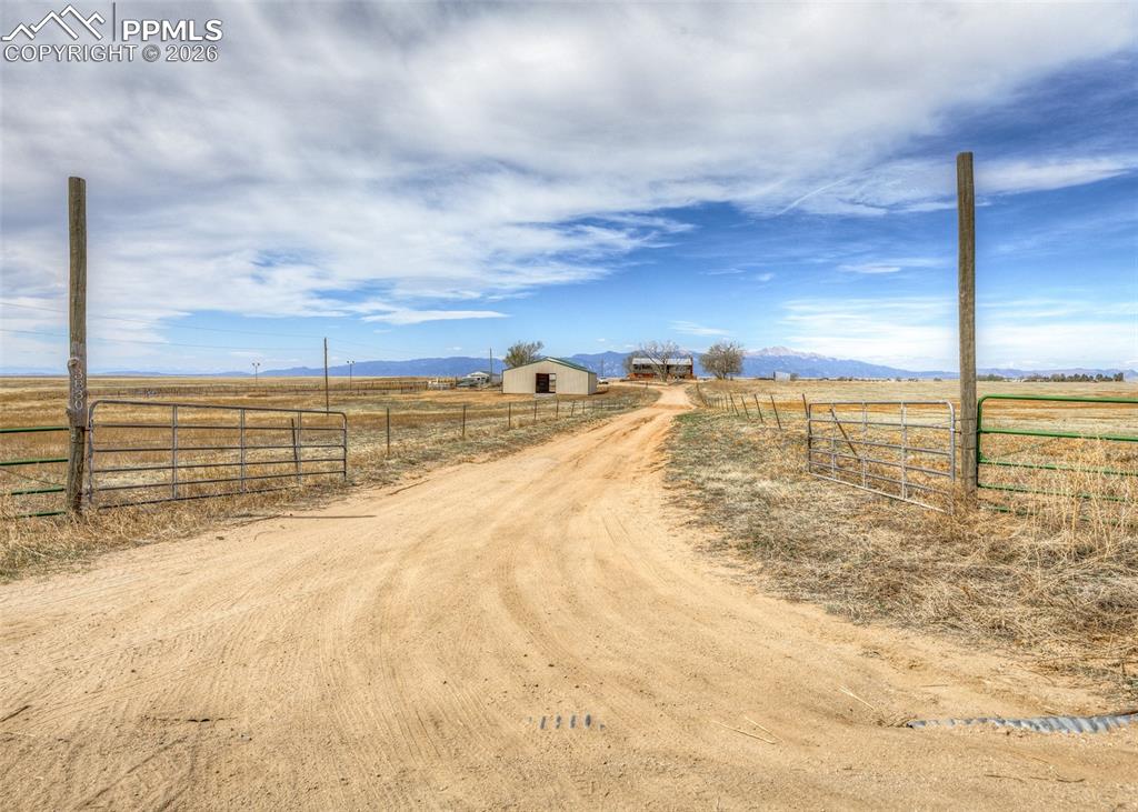 Image 3 of 50: Community