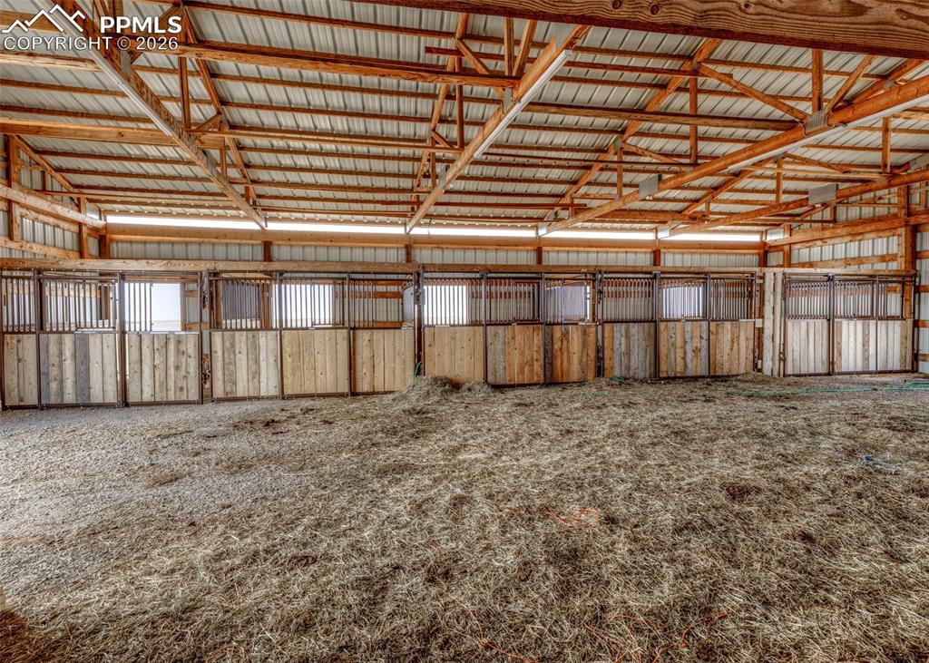 Image 42 of 50: Stable