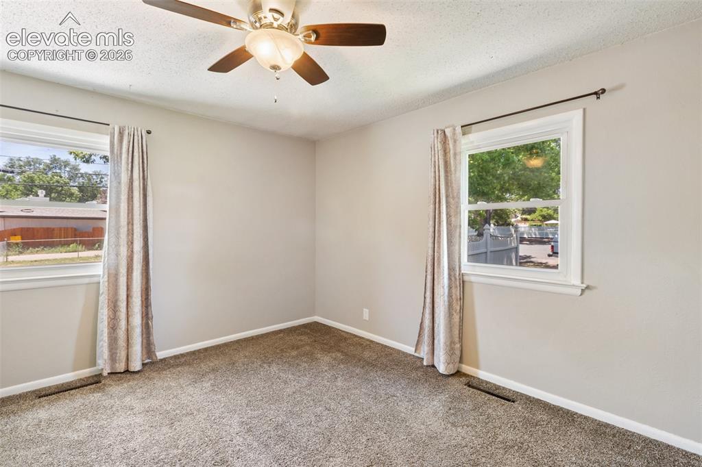 Image 8 of 26: Virtually Staged