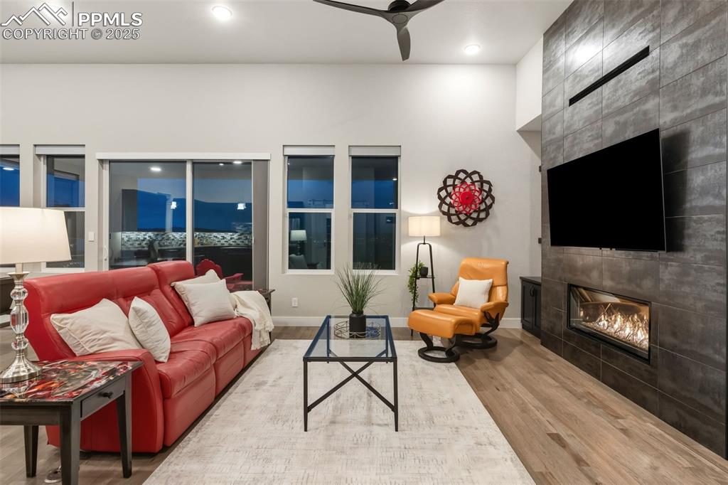 Image 10 of 47: Living Room