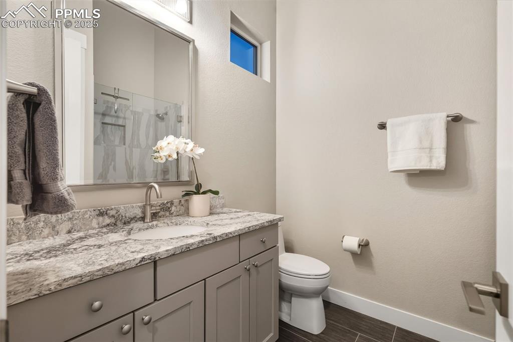 Image 29 of 47: Bathroom