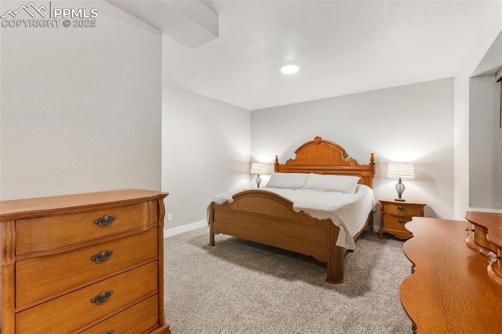 Image 38 of 47: Bedroom